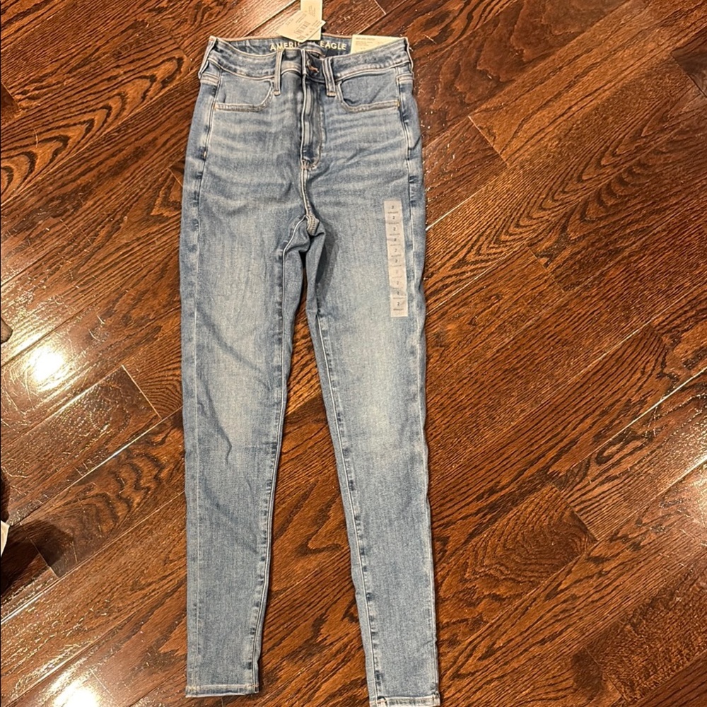 American Eagle Super High Rise Jegging sz2
